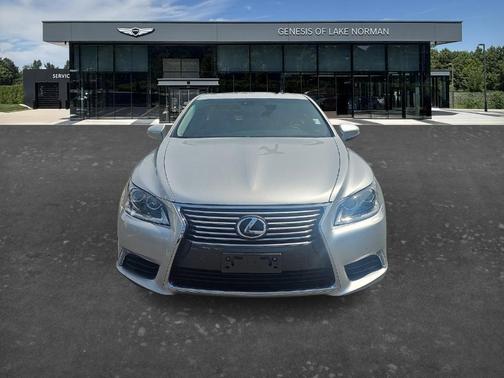 Silver 2014 Lexus LS 460 Base