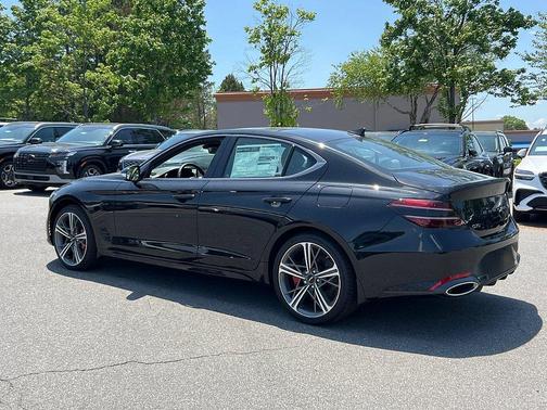 2025 Genesis G70 2.5T