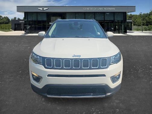 White 2019 Jeep Compass Limited