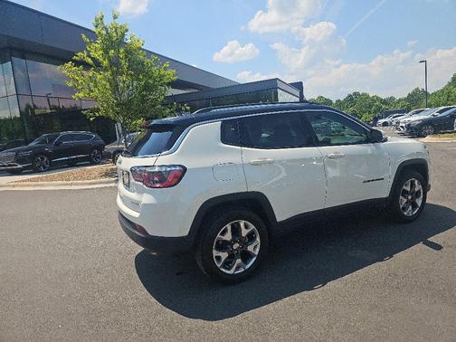 White 2019 Jeep Compass Limited