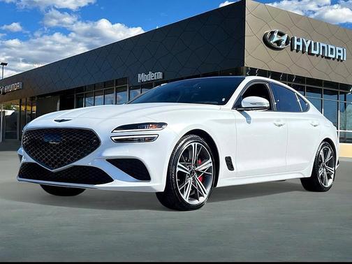 2025 Genesis G70 2.5T
