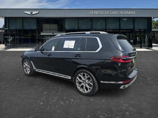 Black 2025 BMW X7 xDrive40i