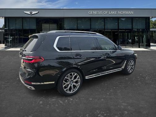 Black 2025 BMW X7 xDrive40i