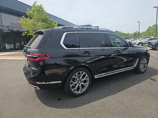 Black 2025 BMW X7 xDrive40i