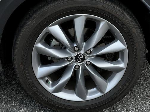 2019 INFINITI QX50 Luxe