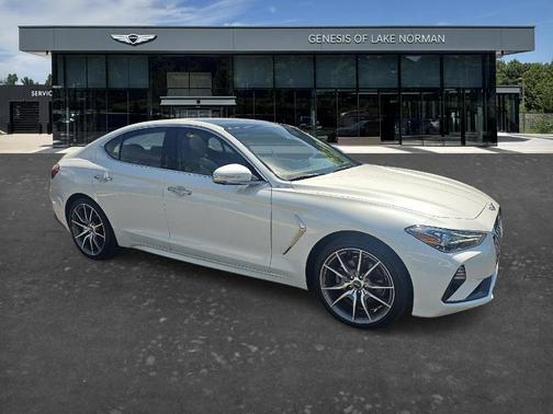 White 2021 Genesis G70 2.0T