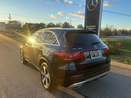 2022 Mercedes-Benz GLC 300 