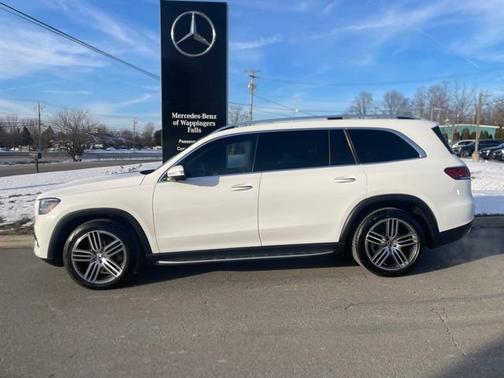 2022 Mercedes-Benz GLS 450 4MATIC