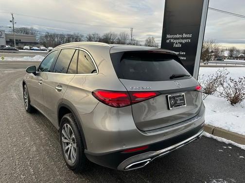 2023 Mercedes-Benz GLC 300 4MATIC