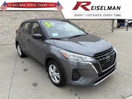 2025 Nissan Kicks S