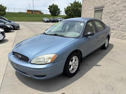 2006 Ford Taurus SE