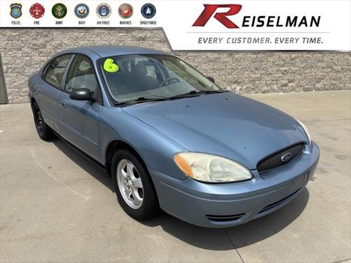 2006 Ford Taurus SE