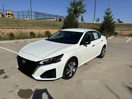 2025 Nissan Altima S FWD