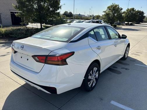 2025 Nissan Altima S FWD