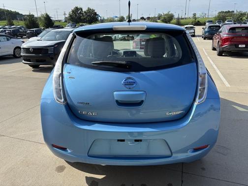 2012 Nissan Leaf SV