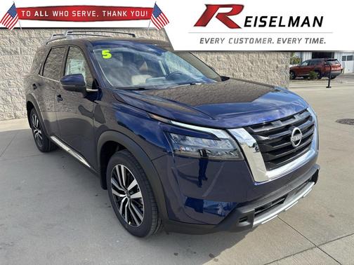 2025 Nissan Pathfinder Platinum 4WD