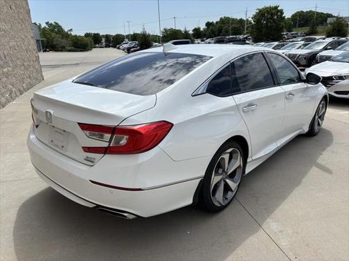2020 Honda Accord Touring 2.0T