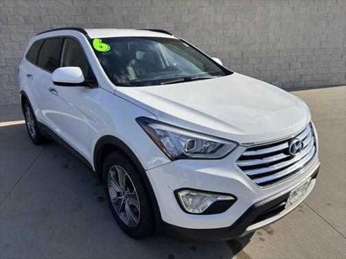 2016 Hyundai SANTA FE SE