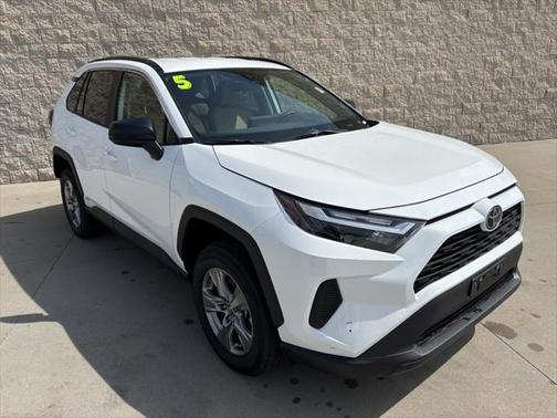 2025 Toyota RAV4 Hybrid LE