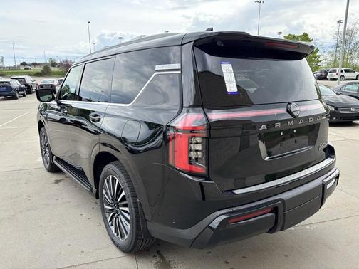2025 Nissan Armada Platinum Reserve 4WD