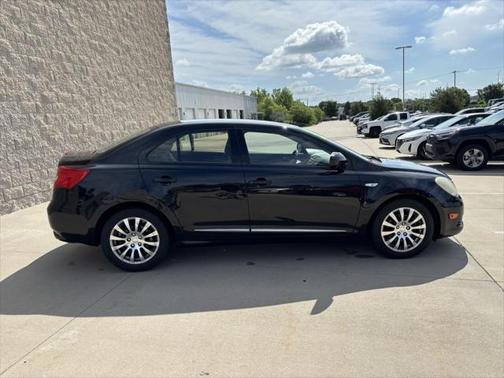 2013 Suzuki Kizashi SE