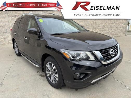 2020 Nissan Pathfinder SL 2WD