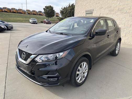 2020 Nissan Rogue Sport S