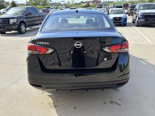 2024 Nissan Versa 1.6 S