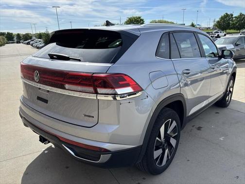 2024 Volkswagen Atlas Cross Sport 2.0T SE w/Technology 4MOTION