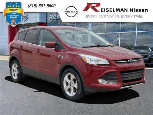Photo 1 of 28 of 2015 Ford Escape SE