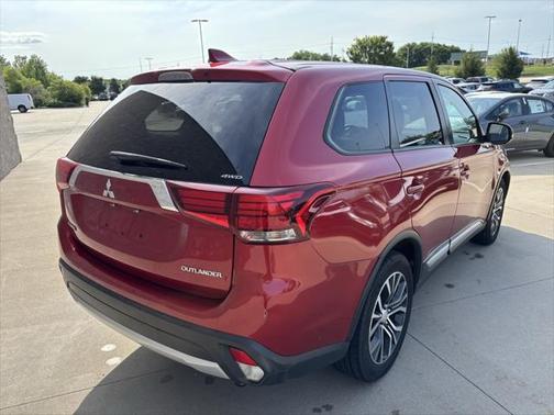 2018 Mitsubishi Outlander ES