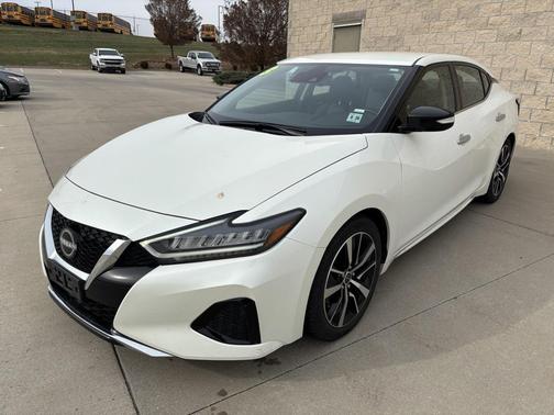 2023 Nissan Maxima SV Xtronic CVT