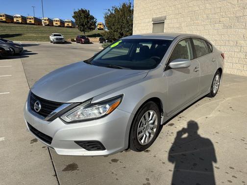 2016 Nissan Altima 2.5 S