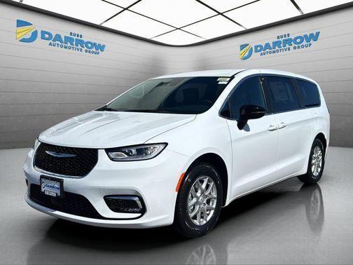 Bright White Clearcoat 2026 Chrysler Pacifica L