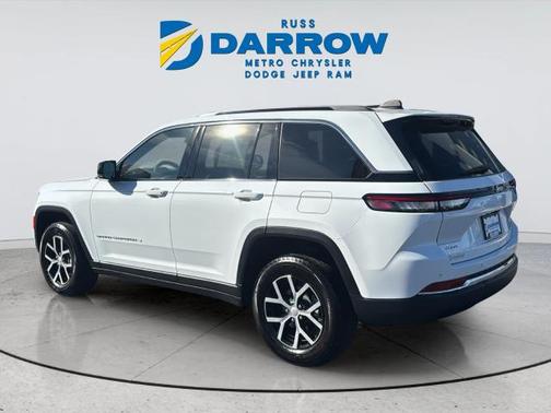 Bright White Clearcoat 2025 Jeep Grand Cherokee Limited