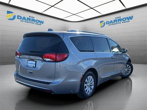 2018 Chrysler Pacifica Touring-L