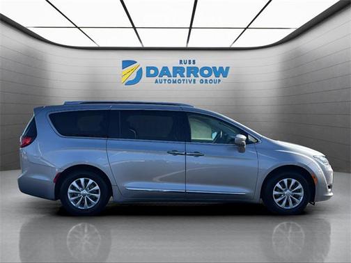 2018 Chrysler Pacifica Touring-L
