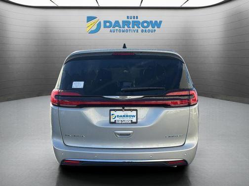 Silver Mist Clearcoat 2026 Chrysler Pacifica Limited