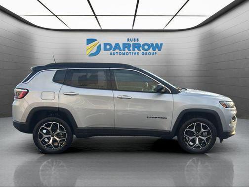 Silver Zynith Metallic Clearcoat 2026 Jeep Compass Limited