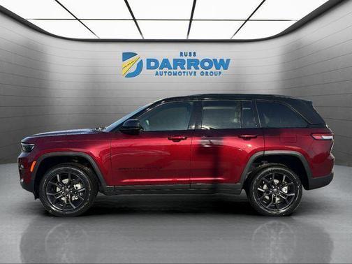 Velvet Red Pearlcoat 2025 Jeep Grand Cherokee Limited