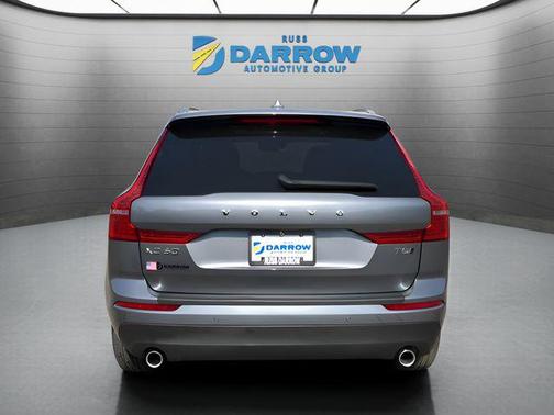 2021 Volvo XC60 T5 Momentum