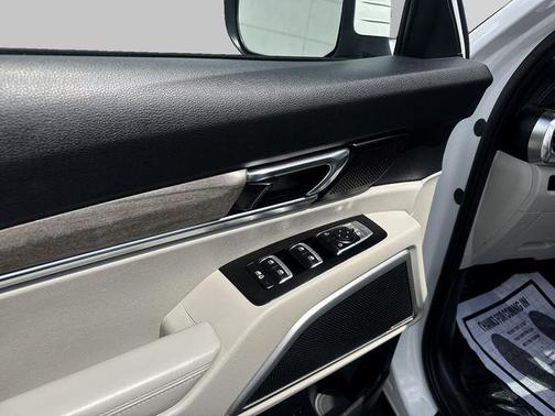 Snow White Pearl 2021 Kia Telluride EX