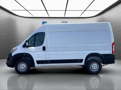 Bright White Clearcoat 2024 RAM ProMaster 1500 Base