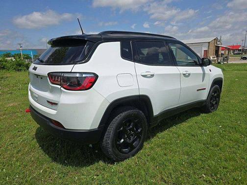 2023 Jeep Compass Trailhawk
