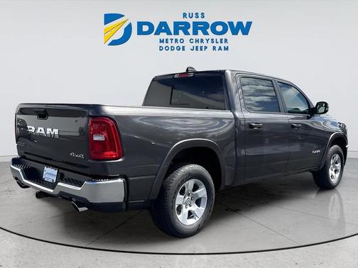 Granite Crystal Metallic Clearcoat 2026 RAM 1500 Big Horn/Lone Star