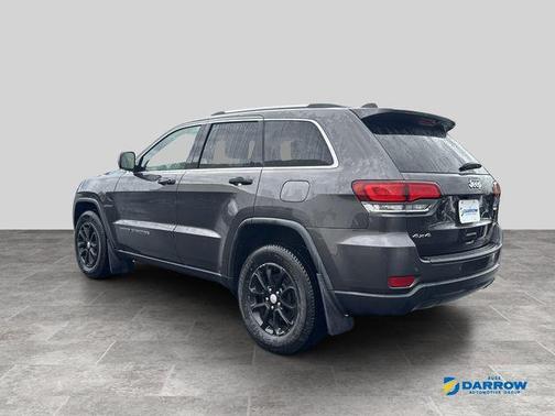 Granite Crystal Metallic Clearcoat 2021 Jeep Grand Cherokee Laredo