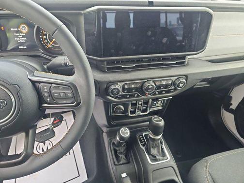 2024 Jeep Gladiator Sport S