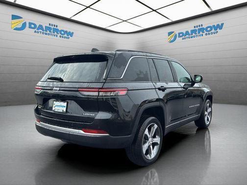 Diamond Black Crystal Pearlcoat 2026 Jeep Grand Cherokee Limited