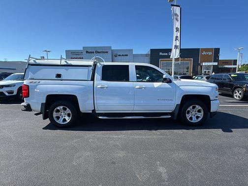 Summit White 2017 Chevrolet Silverado 1500 2LT