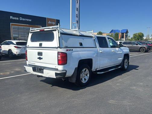 Summit White 2017 Chevrolet Silverado 1500 2LT